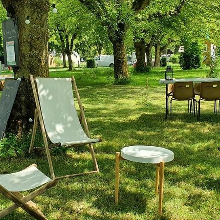 Cabane 2/3 Pers Au Camping Les Patis Nazelles-Negron Eksteriør bilde
